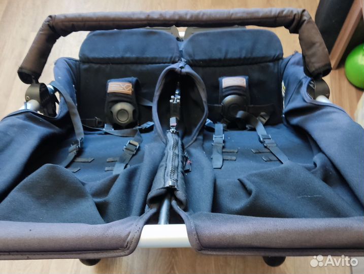 Коляска 3 в 1 для двойни mountain buggy duet