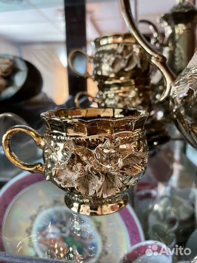 Кофейный сервиз “Золотые розы»