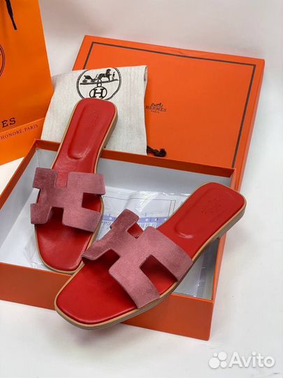 Шлепки женские