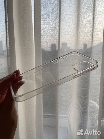 Чехол на iPhone 12 прозрачный