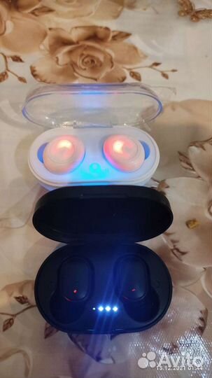 Беспроводные наушники новые