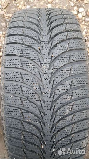 Goodyear UltraGrip Ice+ 215/55 R17