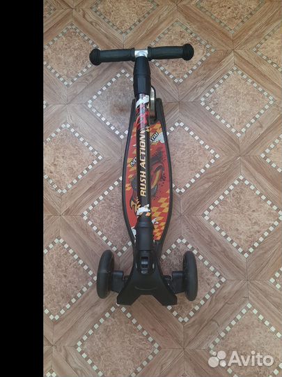 Самокат детский трехколесный