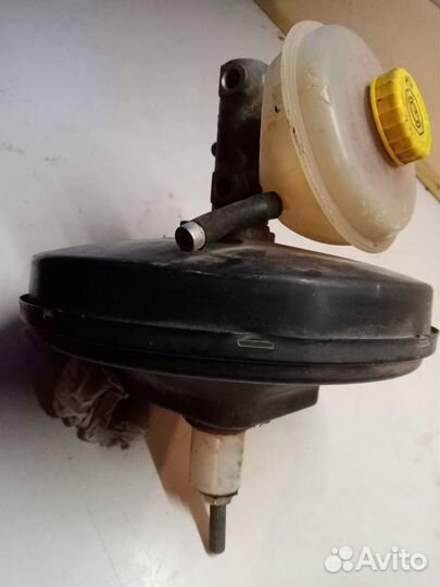 Вакуумный усилитель тормозов на Ваг