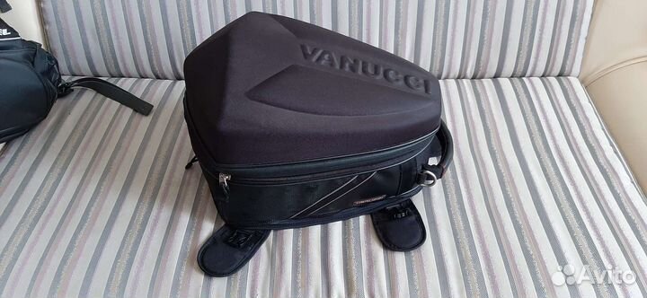 Сумка на бак мотоцикла