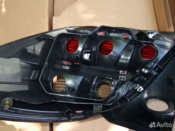 Фонарь задний правый Опель Астра н h Хэтчбек 04-10