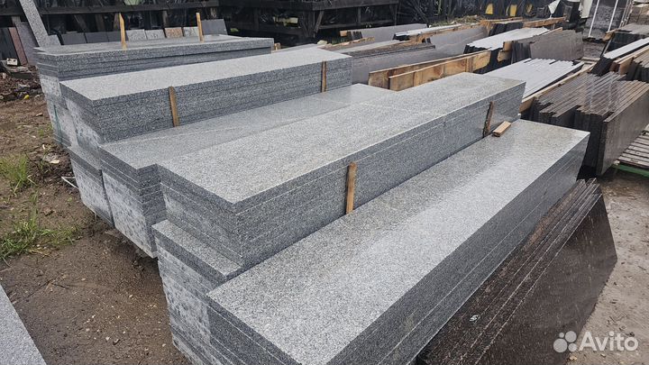 Гранитные ступени и плитка Сибирские