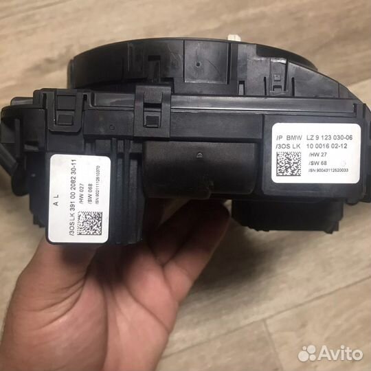 На Бмв Х3,Е87 Подрулевой шлейф с переключателями