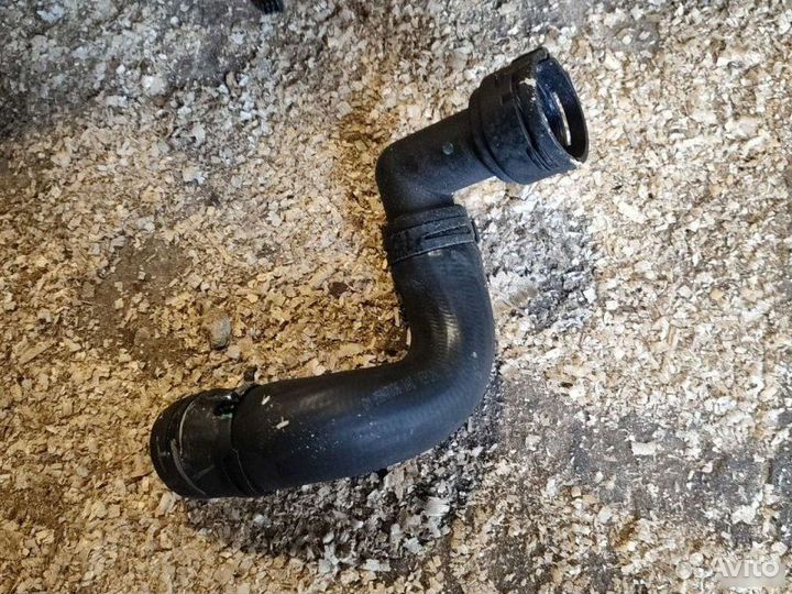 Патрубок охлаждения Chevrolet Cruze 2012-2015