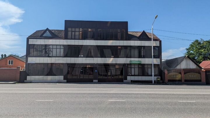 Сдам помещение свободного назначения, 600 м²