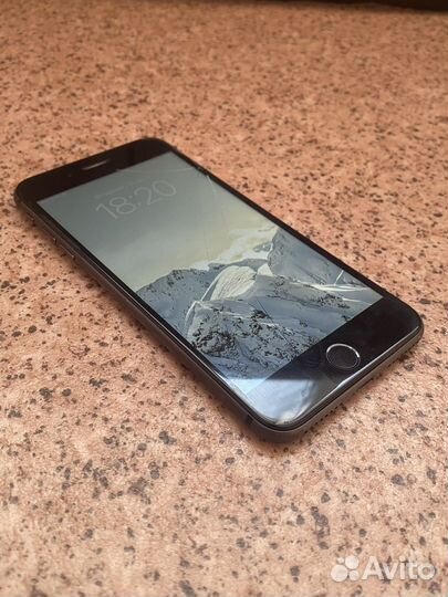 iPhone 8 Plus, 64 ГБ