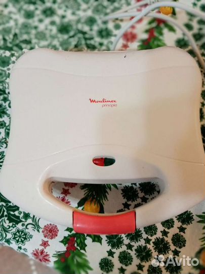 Сендвичница б/у