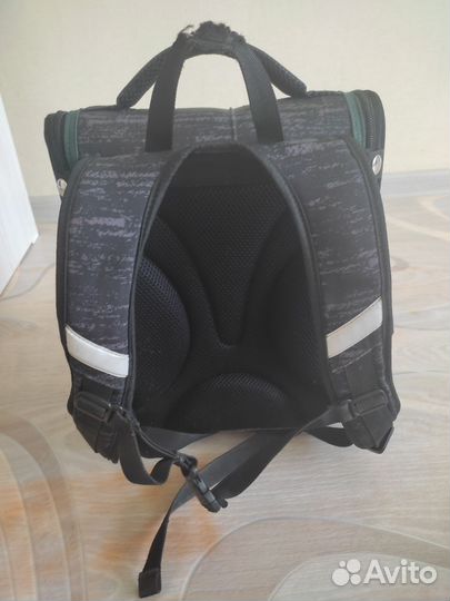 Портфель школьный для мальчика