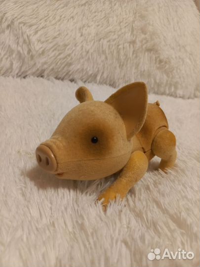 Интерактивная свинка Голди