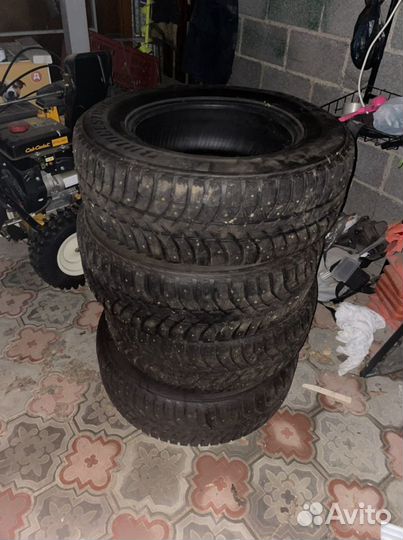 Bridgestone Ice Cruiser 5000 265/65 R17