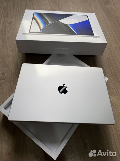 MacBook Pro 16-inch. M1 2021. 32/512 GB. Ростест