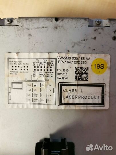 Штатная магнитола на volkswagen tiguan