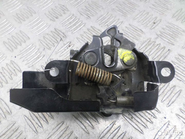 Замок капота Toyota Camry 50
