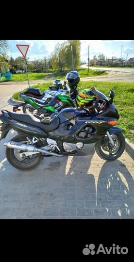 Suzuki GSX 750F Katana