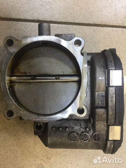 Дросельная заслонка Mercedes-Benz S-Class W221