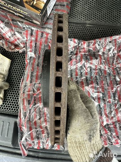 Передние тормозные диски на Chery Tiggo 8 pro