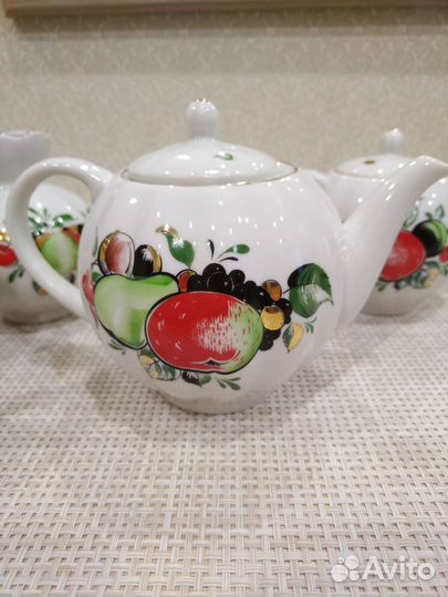 Чайный сервиз «Красное яблоко» лфз, СССР