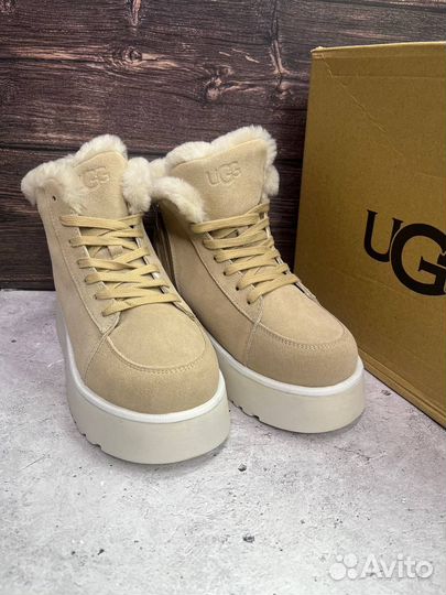 Ботинки зимниеuu ugg