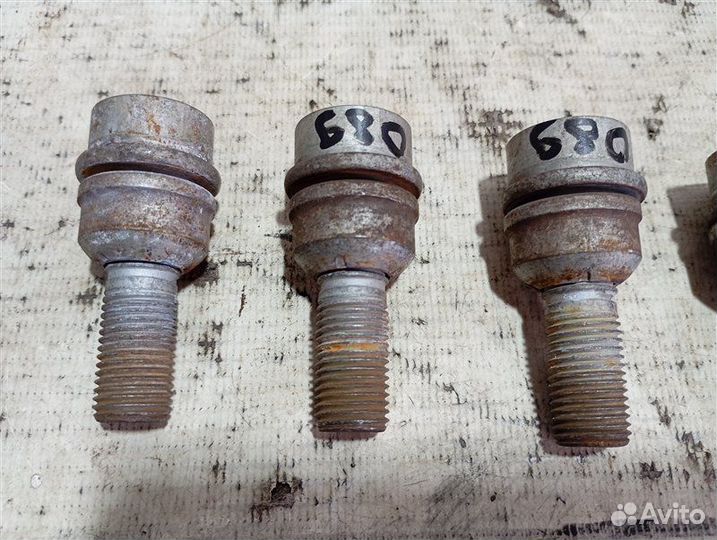 Болты секретки Audi Q5 8R 2.0 CNC 2012