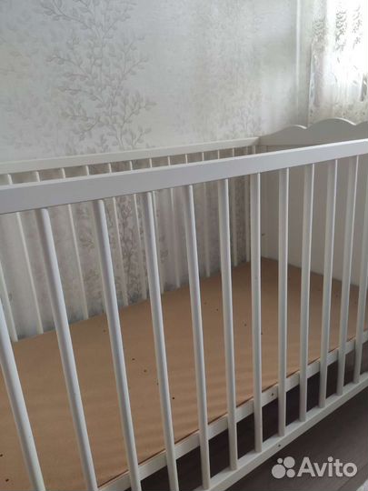 Детская кроватка