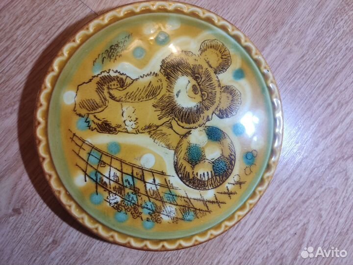 Олимпийский мишка Футболист