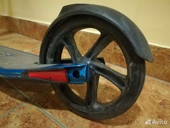 Самокат Oxelo Town 7 EF городской прогулочный