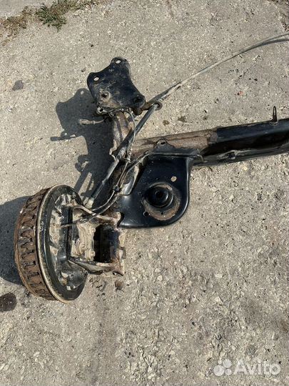 Задняя балка LADA Largus