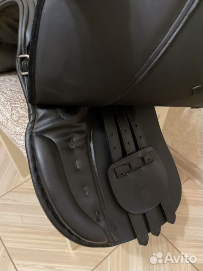Седло для лошади новое
