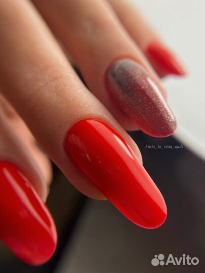 Мастер маникюра и педикюра