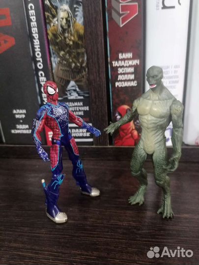 Человек паук hasbro 2010 ящер 2012