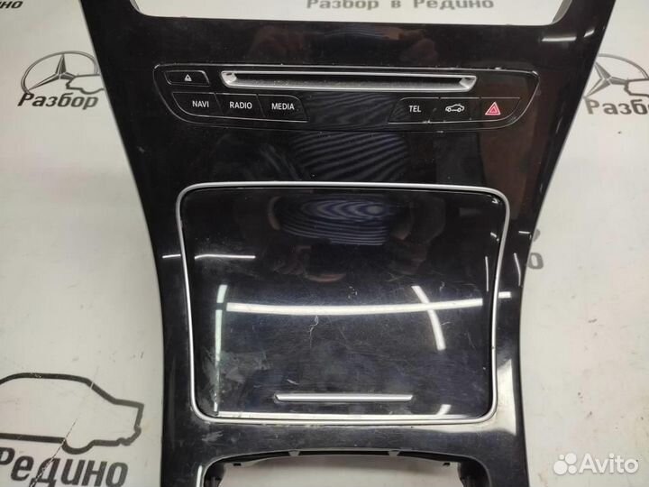 Накладка консоли (борода) w205 C-class 626.951