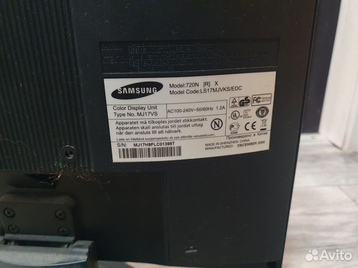 Монитор Samsung syncmaster 720n