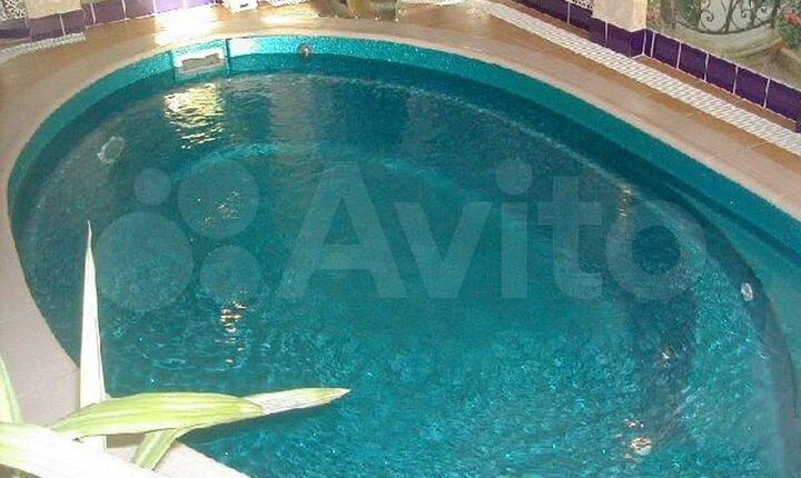 Дом 307 м² на участке 6,5 сот.