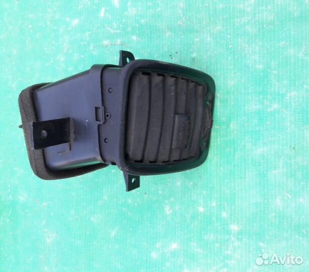 Дефлекторы перед правый левый Hyundai Sonata 2005