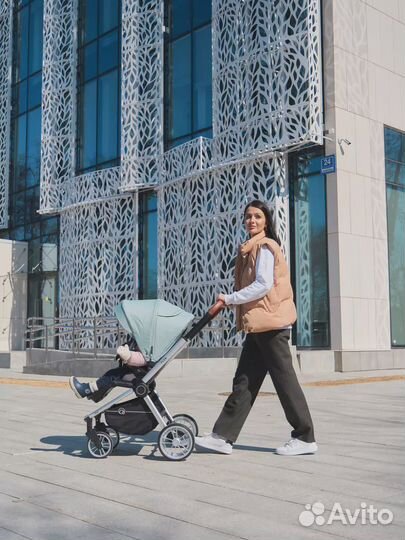 Коляска прогулочная с реверсивным блоком Rant Flex