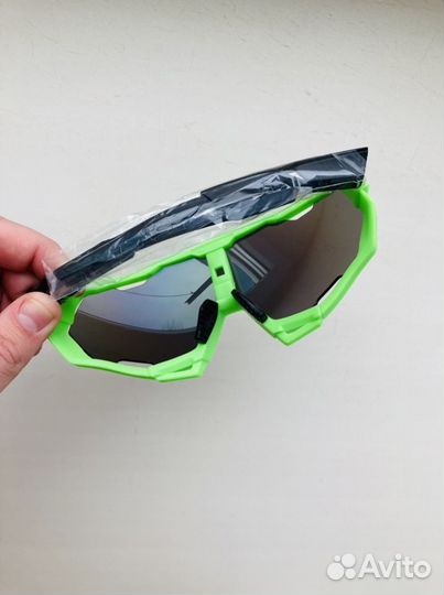 Большие спортивные солнцезащитные очки зелёные