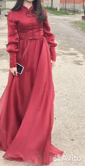 Вечернее платье