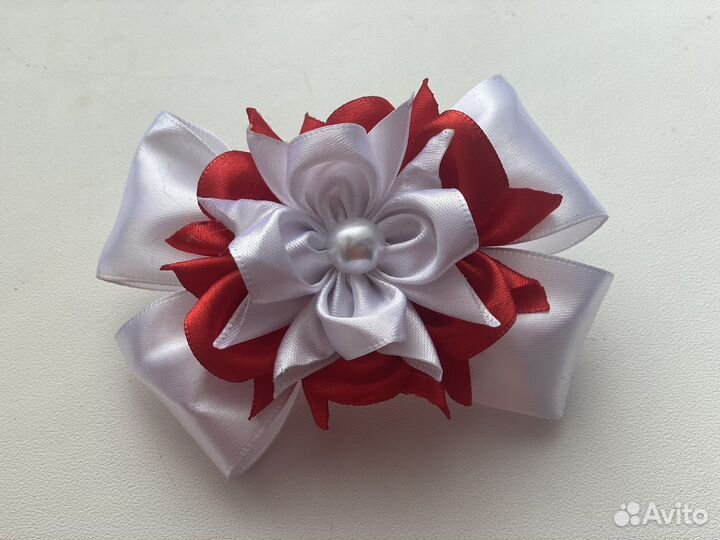 Бант на резинке для волос