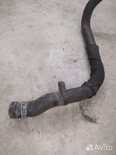 Патрубок радиатора верхний VW Polo Sedan 1,6 cfna