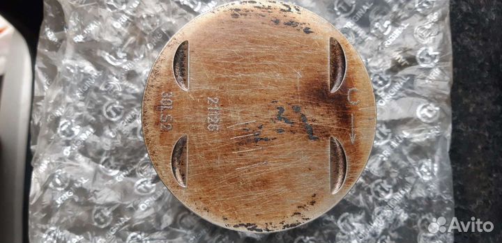 Поршни ваз 21126