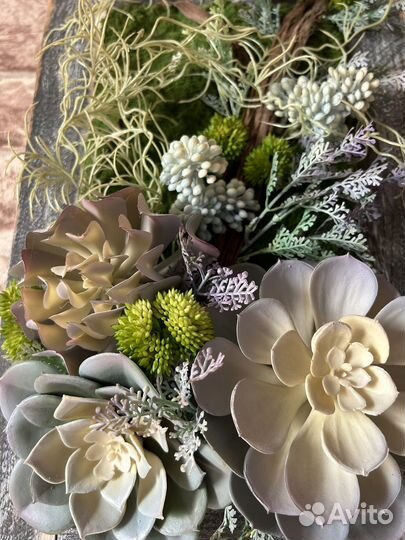 Панно из дерева с цветами