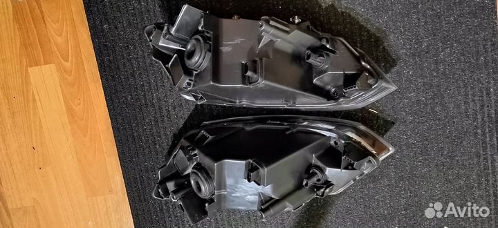 Передние фары Фольксваген поло седан