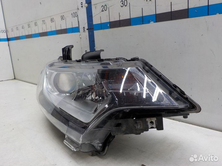 Фара правая Mitsubishi Outlander