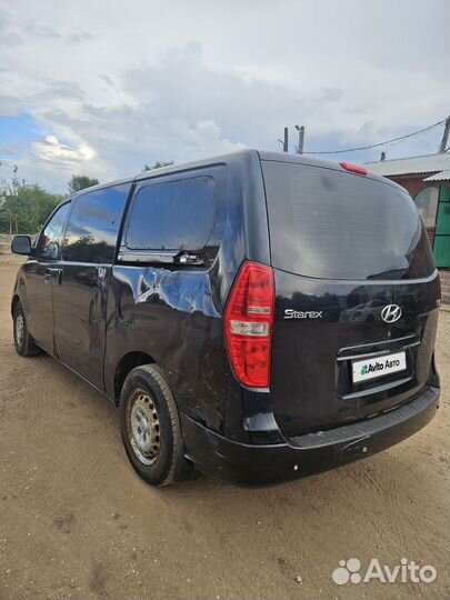 Hyundai Grand Starex 2.5 AT, 2008, 450 000 км