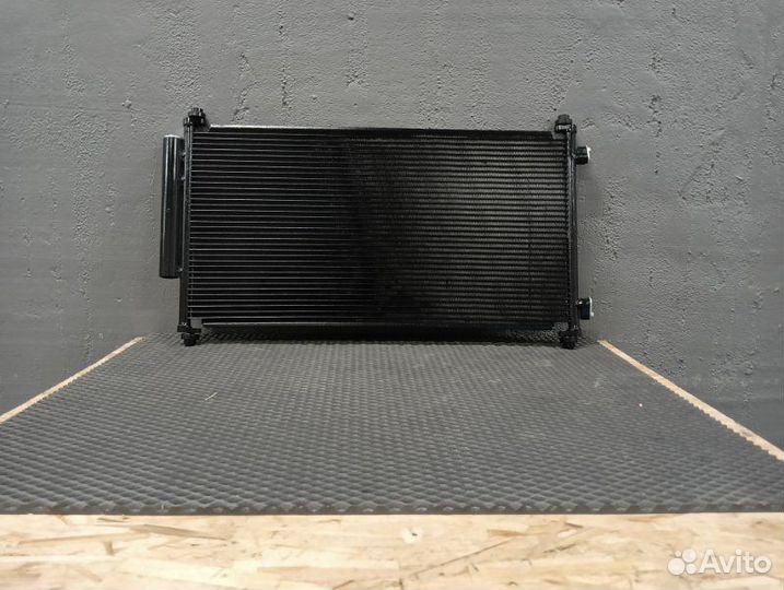 Радиатор кондиционера Honda Cr-V 2006-2012